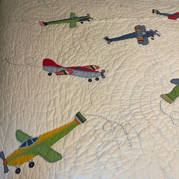 Pottery Barn Kids Airplane Quilt (Full/Queen) - Picture 2 of 4